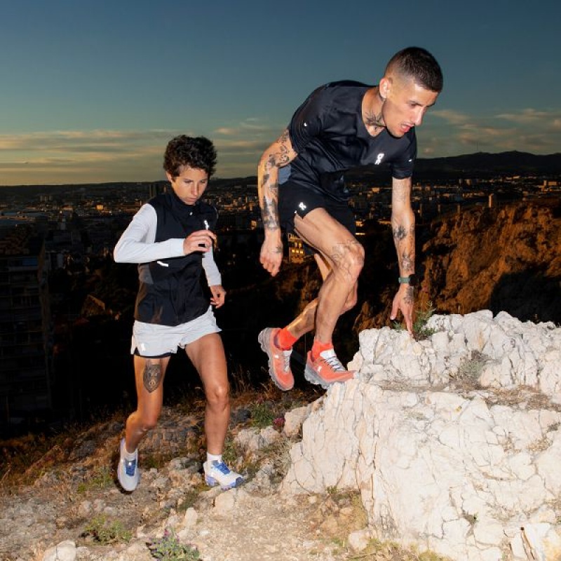 Pantofi Alergare Trail Barbati On Running Cloudventure Portocalii | 8420769_RO